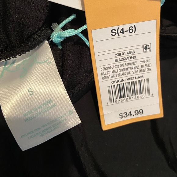 NWT Target One Piece Swimsuit size S available - Picture 5 of 5